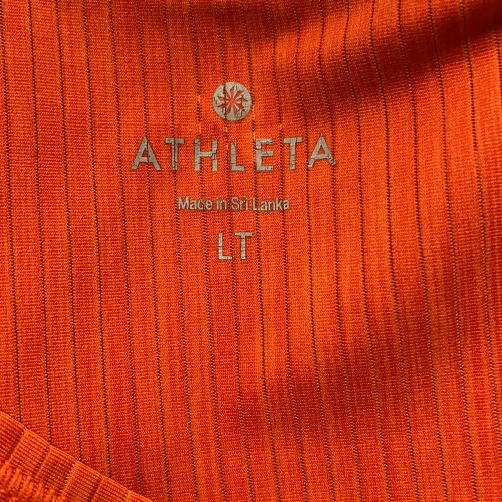 Athleta Women's Workout Shirt Size: Large/Tall - Picture 3 of 4